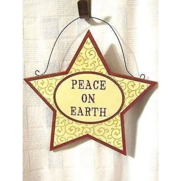 Noel & Peace on Earth Star Hanging Signs - Picture 7 of 8